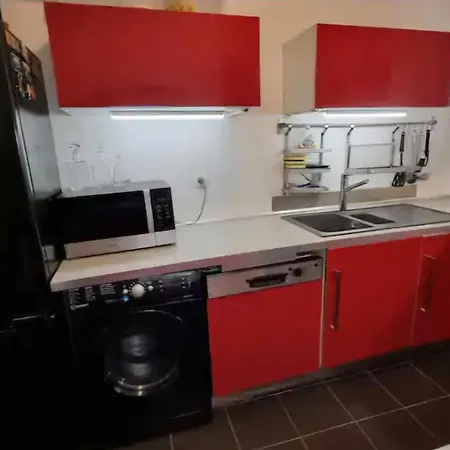 F2 Idéalement Placé Route Des Sanguinaires *