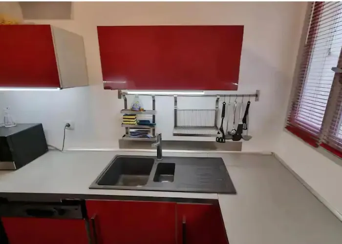 F2 Idealement Place Route Des Sanguinaires * 阿雅克肖